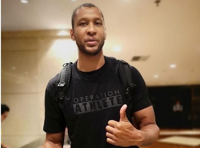 前CBA外援莫里斯重回北京，首钢期待，翟小川送祝福