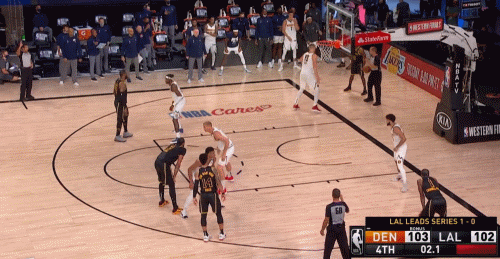 苏群赛后分析戴维斯三分压哨绝杀：为戴维斯量身定做的一球