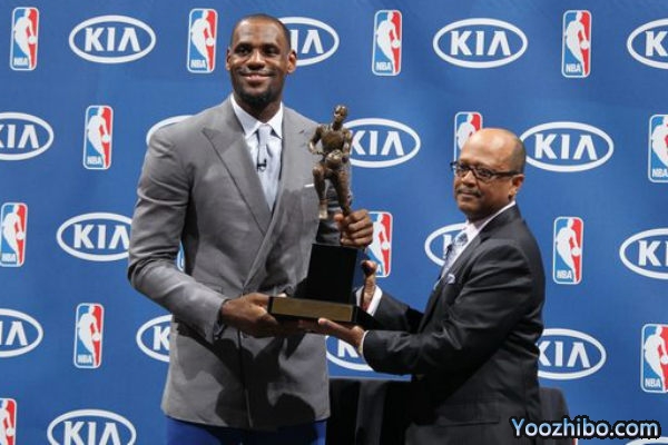 2012-13赛季NBA常规赛MVP：詹姆斯当选