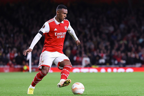 刚离队就倒下！巴媒：枪手旧将马尔基尼奥斯十字韧带撕裂赛季报销