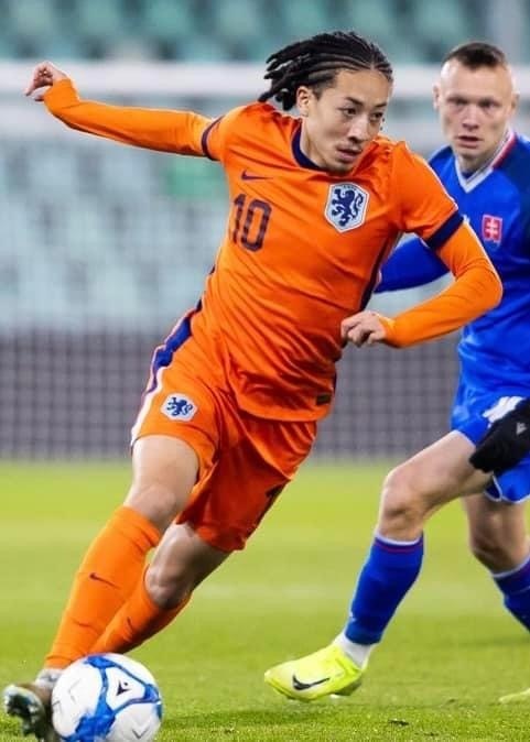 21岁华裔天才被足协看中，会选择加盟国足吗？