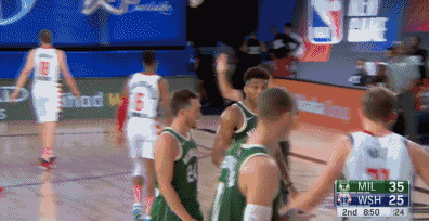 字母哥头顶瓦格纳被驱逐 比尔发推特炮轰滚出去！