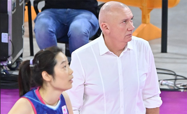 升至第三！朱婷轰19分首胜诺瓦拉，战胜心魔，成功率全队最高